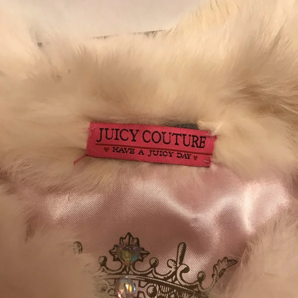 COPY - Super rare y2k 🦄juicy couture 🐰 rabbit fur caplet - Picture 10 of 15